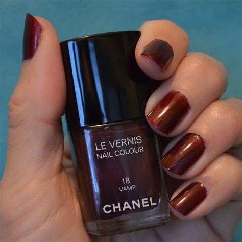 chanel's vamp nail polish